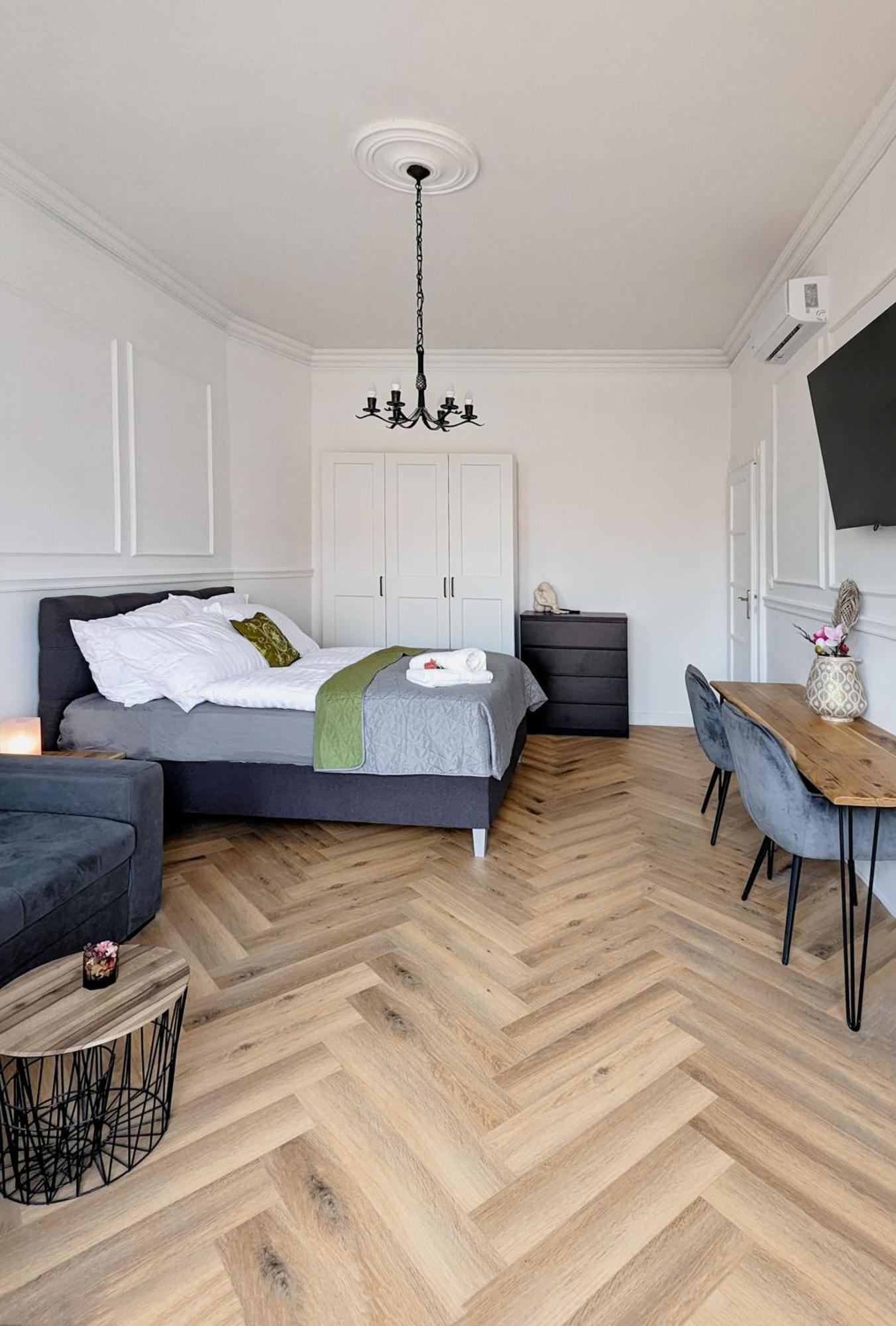 Pedestrian Apartment, The Best Location Budapest Exteriör bild