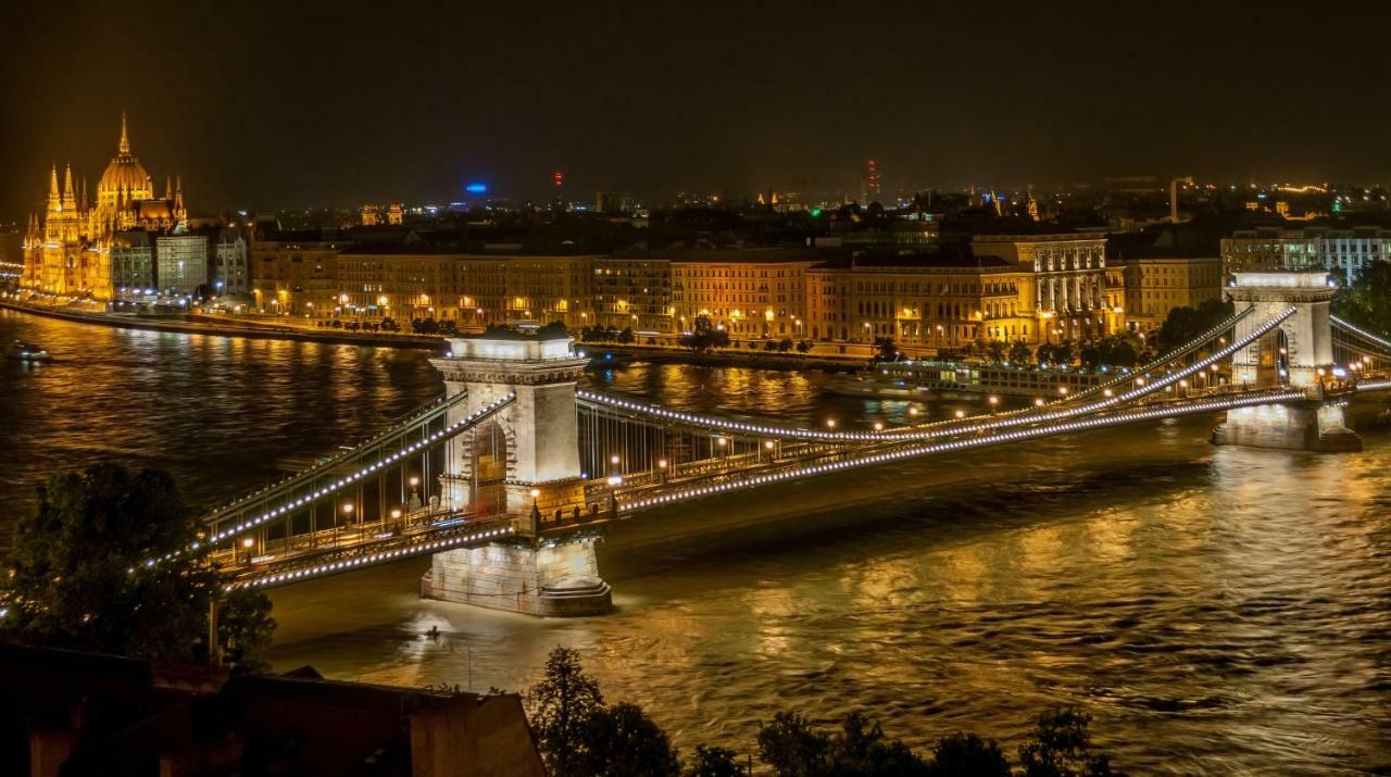 Pedestrian Apartment, The Best Location Budapest Exteriör bild